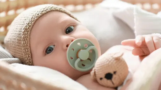 Safe Pacifier Recommendations for Your Baby