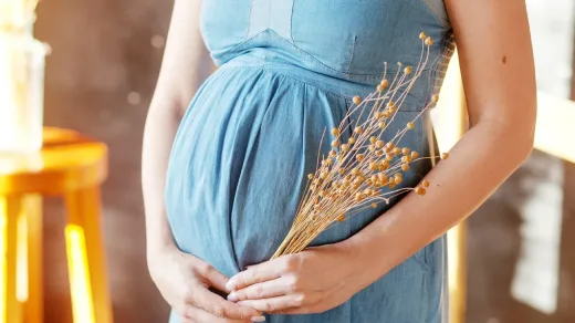 Causes of Headaches and Shortness of Breath During Pregnancy