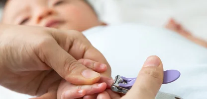 Bebek Tırnak Bakımı